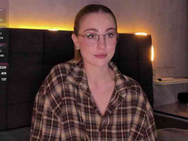 AlisaClark webcam