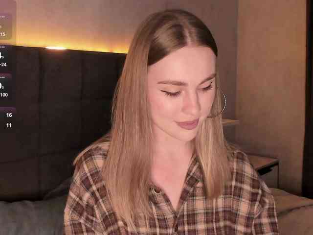 AlisaClark AlisaClark