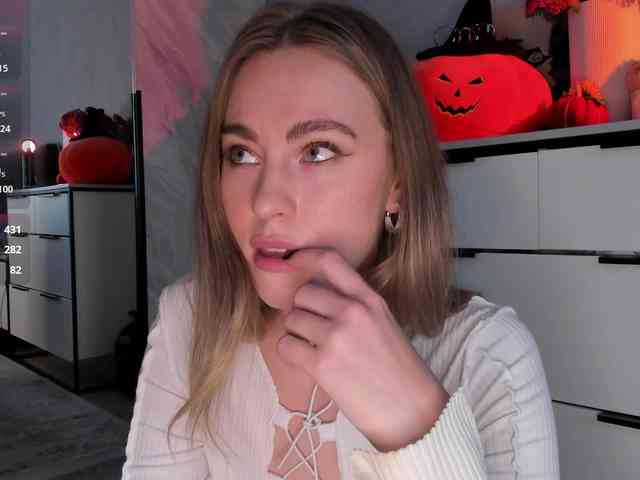 AlisaClark webcam