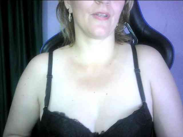 auroramia123 webcam