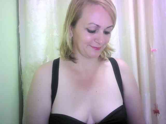 auroramia123 webcam