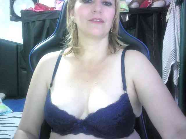 auroramia123 webcam