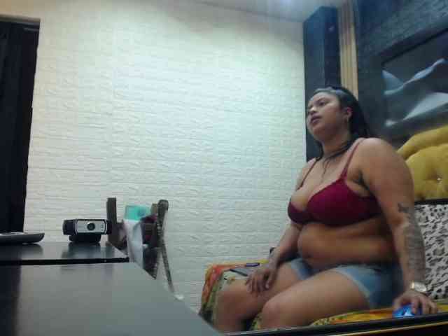 valeriwet webcam