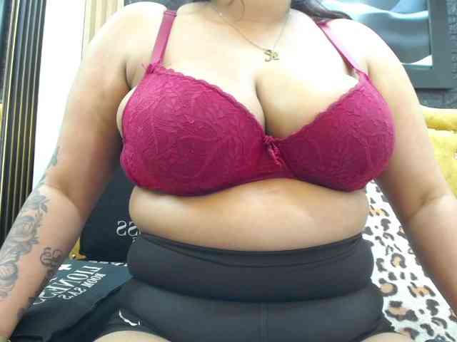 valeriwet webcam