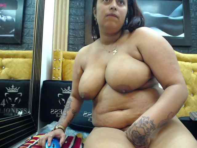 valeriwet webcam