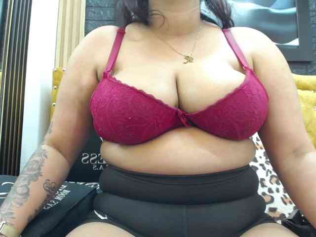 valeriwet webcam