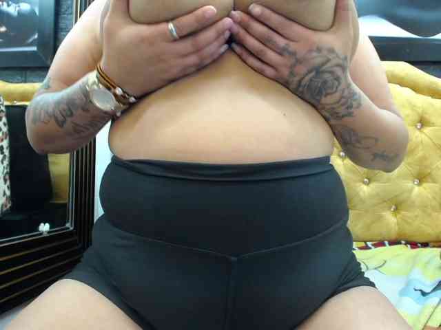 valeriwet webcam