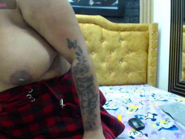 valeriwet Live Webcam on BongaCams