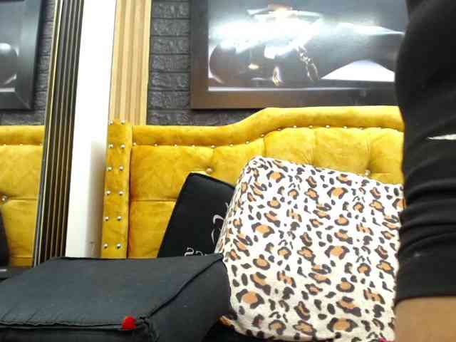 valeriwet webcam