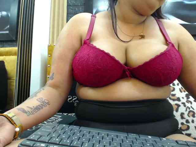 valeriwet webcam