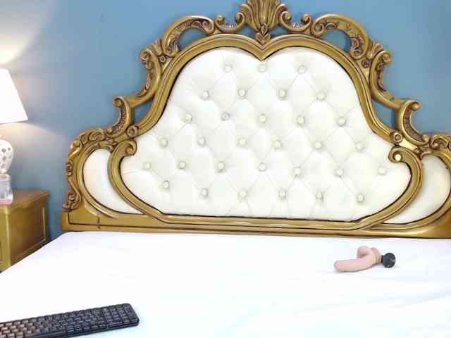 JadheLux webcam