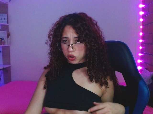 Medussa333's BongaCams show and profile