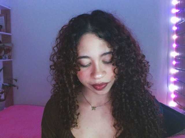 Medussa333's BongaCams show and profile