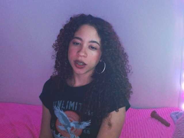 Medussa333's BongaCams show and profile