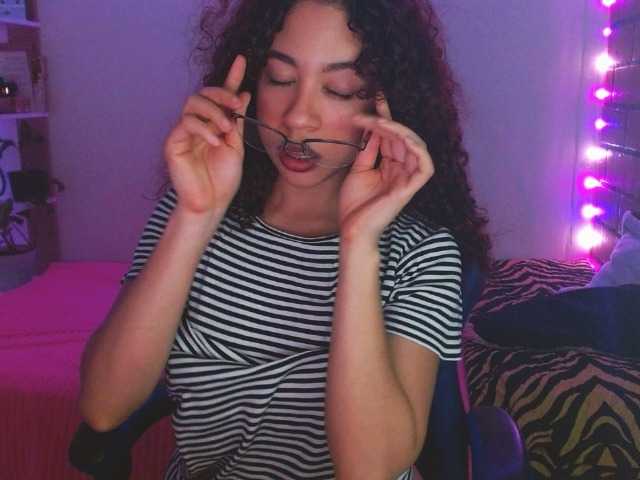 Medussa333 webcam bongacams model stream image