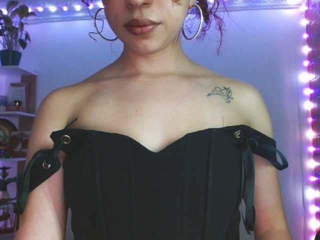 Medussa333's BongaCams show and profile