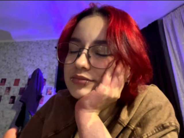  YoungAvenoso chat room