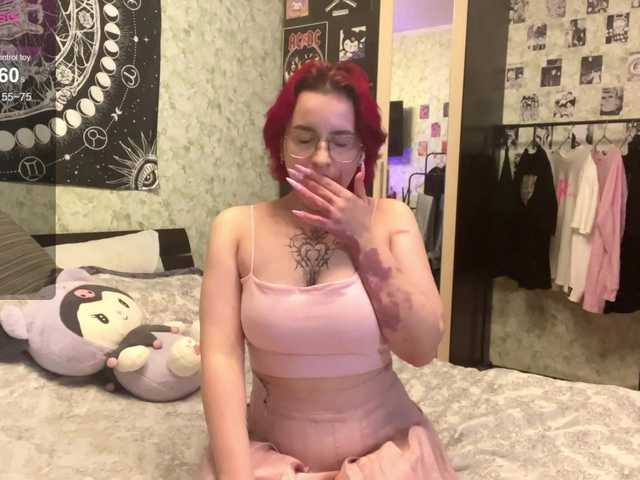 YoungAvenoso's BongaCams show and profile