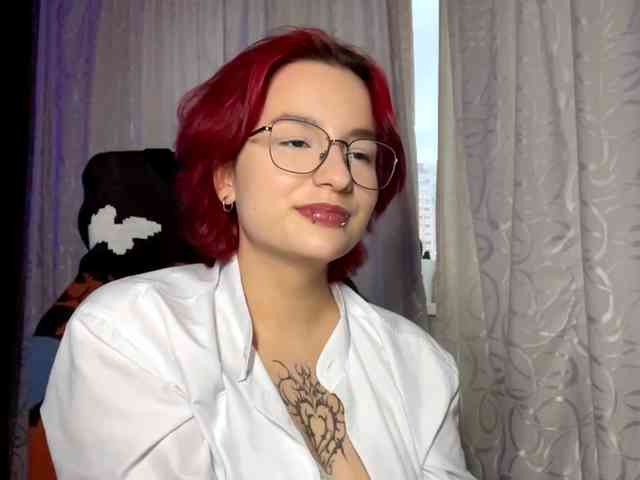 YoungAvenoso webcam