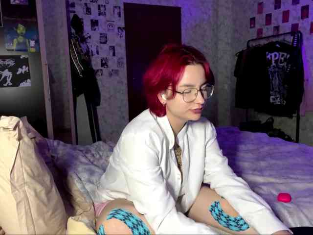 YoungAvenoso webcam