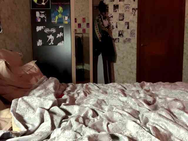 YoungAvenoso webcam