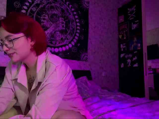 YoungAvenoso webcam