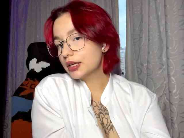 YoungAvenoso webcam