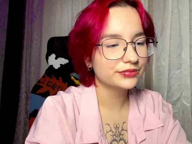 YoungAvenoso webcam