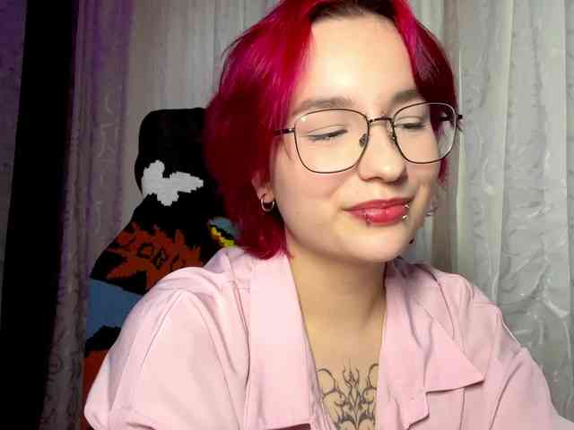 YoungAvenoso webcam