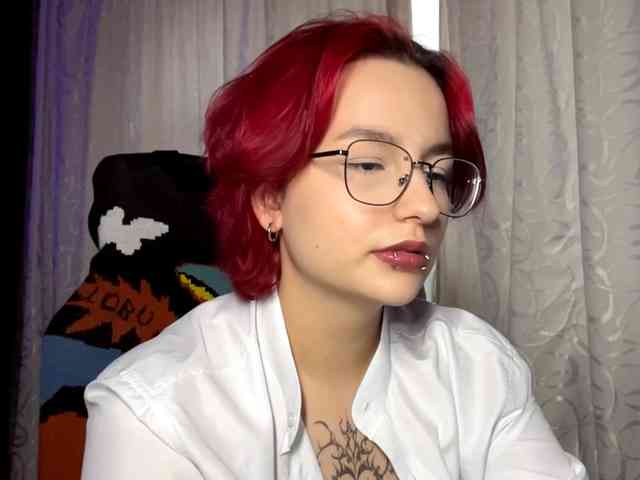 YoungAvenoso webcam