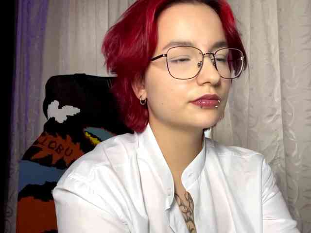 YoungAvenoso webcam