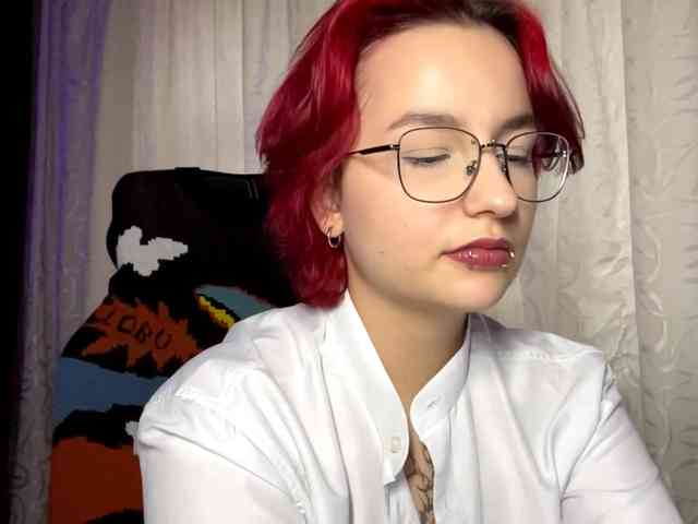 YoungAvenoso webcam