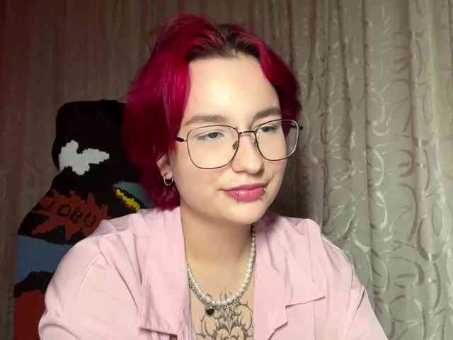 YoungAvenoso webcam