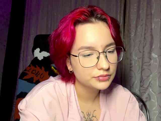 YoungAvenoso webcam