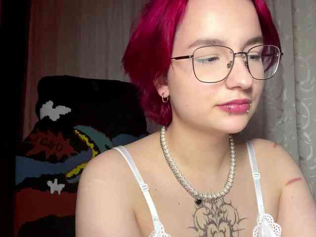 YoungAvenoso webcam