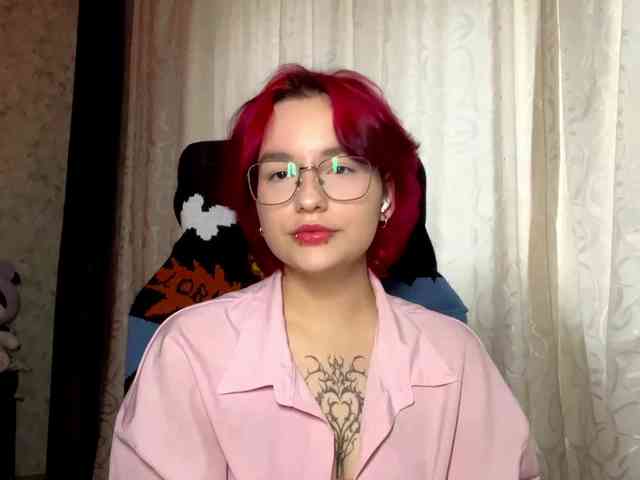 YoungAvenoso webcam