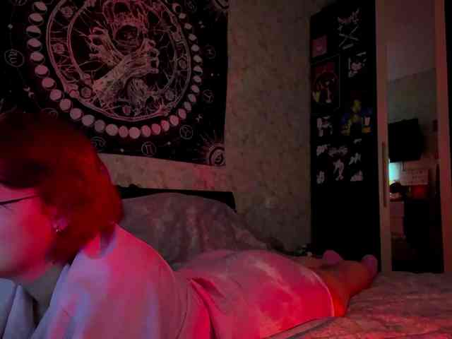 YoungAvenoso webcam