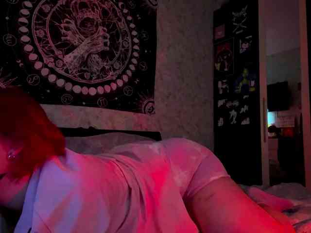YoungAvenoso webcam