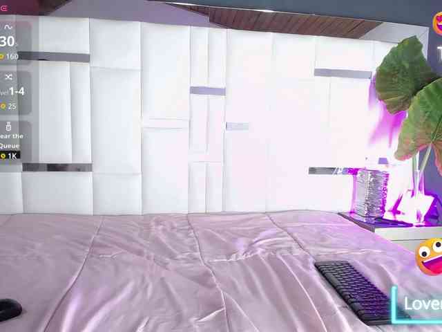 KattyBrown webcam