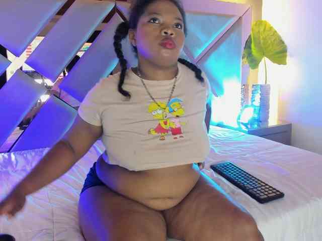 KattyBrown webcam