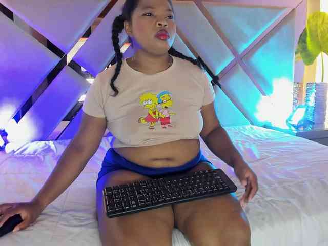 KattyBrown webcam