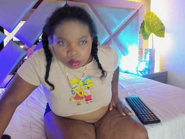 KattyBrown webcam