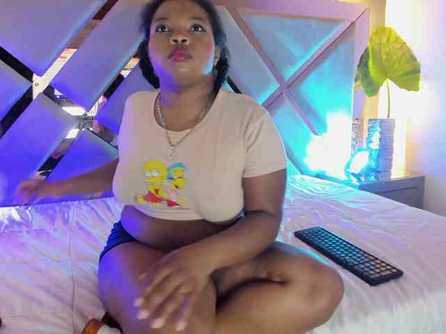 KattyBrown webcam
