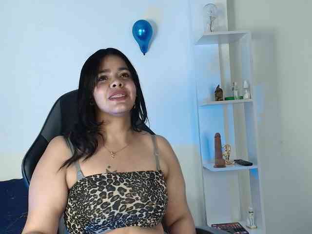 dakothabrown webcam