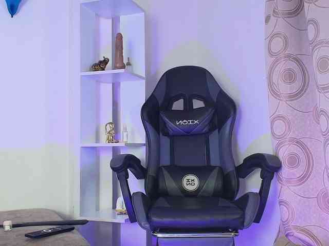 dakothabrown webcam