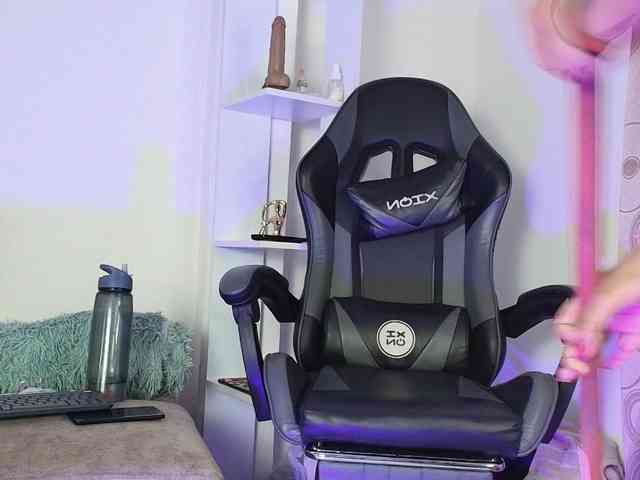 dakothabrown webcam
