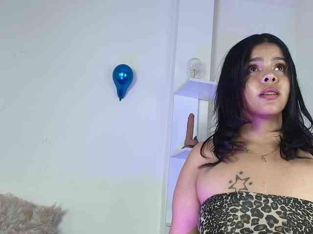 dakothabrown webcam
