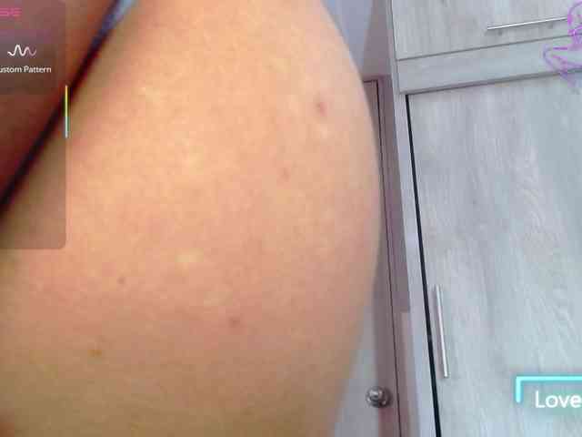 Violetta-Awesome-trans