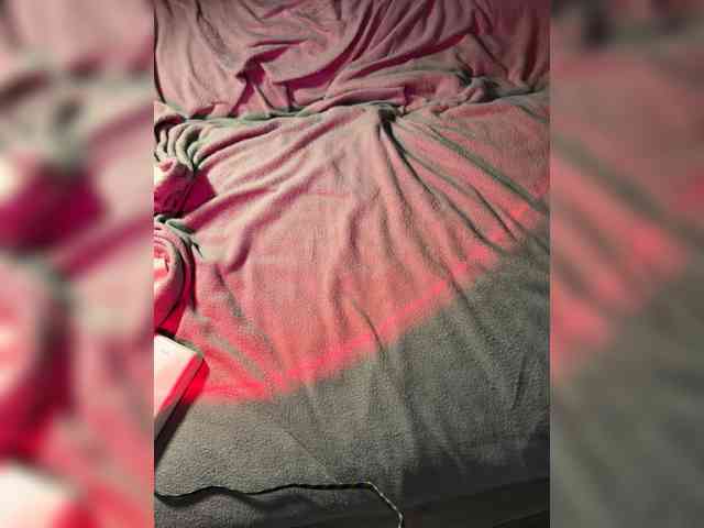 Lovemilss webcam