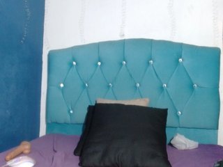 Yesamyn-Stone69 Porn Show